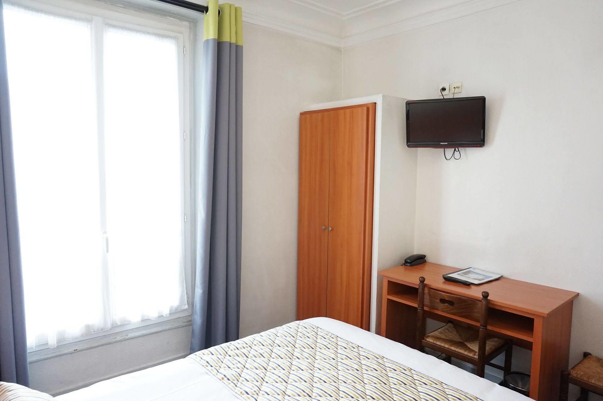 Coypel By Magna Arbor Hotel Parijs